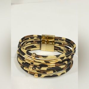 2/$25 NEW Brown Black vegan leather women bracelet bangle gold leopard beads